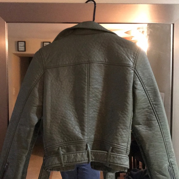 Jacket - Picture 3 of 3